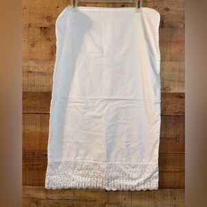 Vintage Lace Edged Pillowcase
